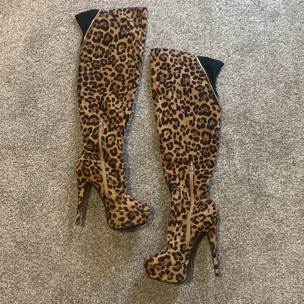 Women’s 4 Pair Boot Bundle Size 8
